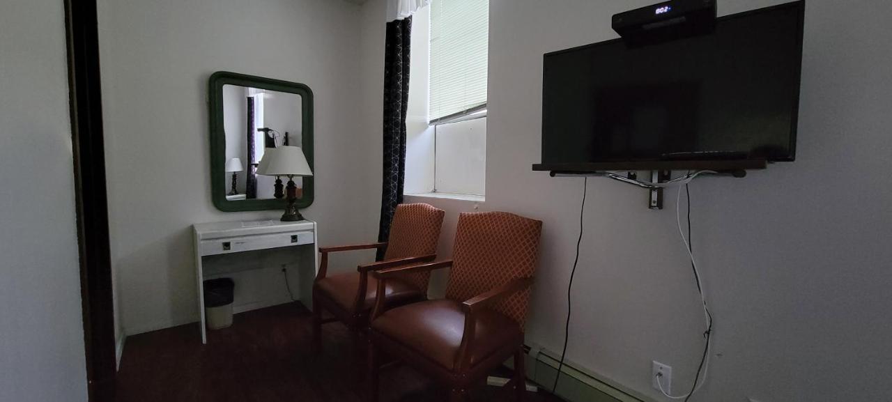 The Cosmopolitan Hotel Blairmore Buitenkant foto